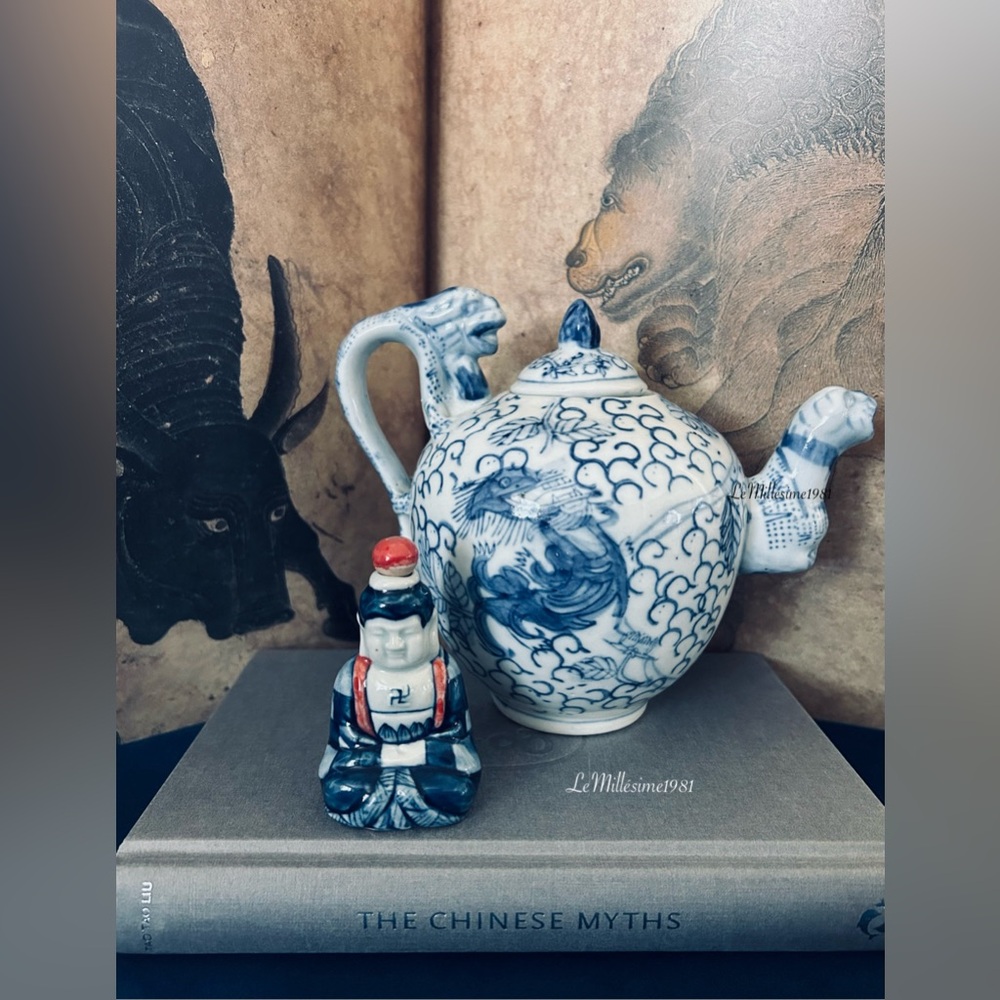 Vintage Small Asian Blue and White Dragon Teapot